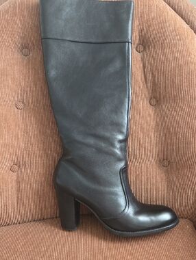 Kenneth Cole Tall Black Leather Block Heel Boots